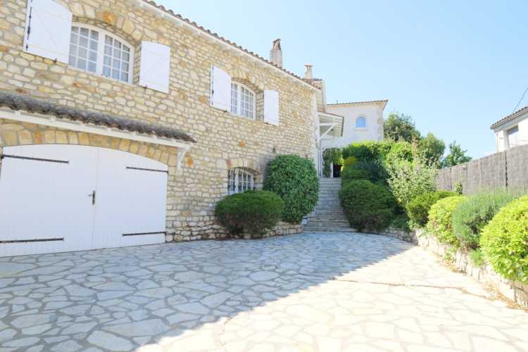 Cabinet Briand | Agent immobilier Royan, agence spécialiste des biens immobiliers de prestige sur la côte charentaise