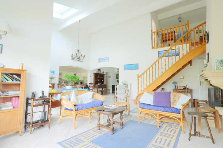 Cabinet Briand | Agent immobilier Royan, agence spécialiste des biens immobiliers de prestige sur la côte charentaise