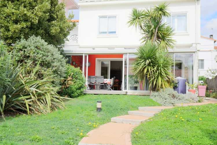 Cabinet Briand | Agent immobilier Royan, agence spécialiste des biens immobiliers de prestige sur la côte charentaise