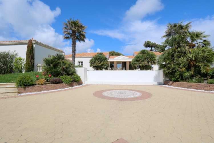 Cabinet Briand | Agent immobilier Royan, agence spécialiste des biens immobiliers de prestige sur la côte charentaise