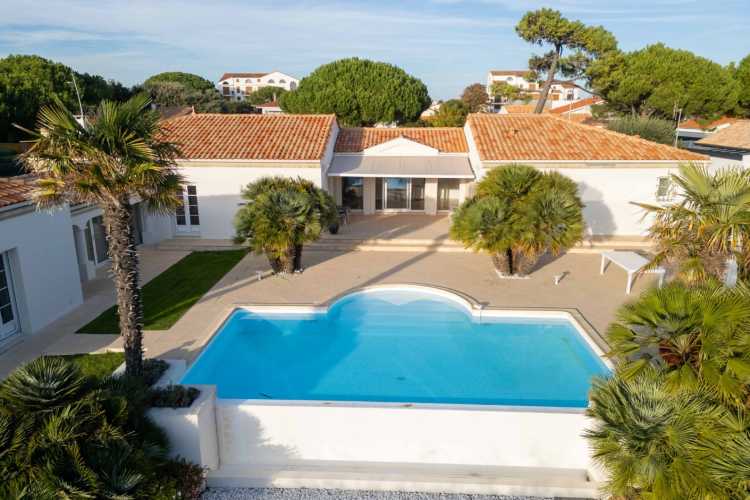 Cabinet Briand | Agent immobilier Royan, agence spécialiste des biens immobiliers de prestige sur la côte charentaise