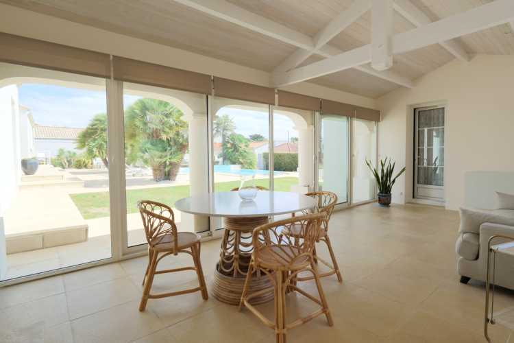 Cabinet Briand | Agent immobilier Royan, agence spécialiste des biens immobiliers de prestige sur la côte charentaise