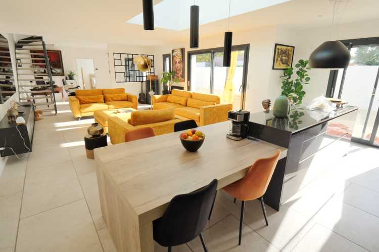 Cabinet Briand | Agent immobilier Royan, agence spécialiste des biens immobiliers de prestige sur la côte charentaise