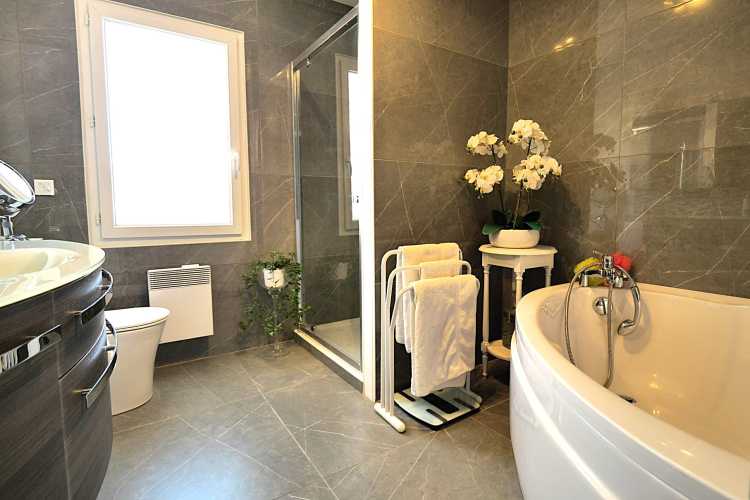 Cabinet Briand | Agent immobilier Royan, agence spécialiste des biens immobiliers de prestige sur la côte charentaise