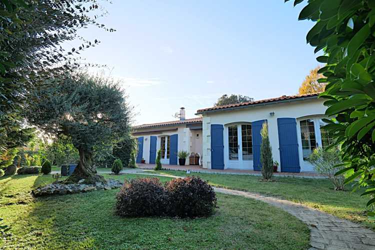 Cabinet Briand | Agent immobilier Royan, agence spécialiste des biens immobiliers de prestige sur la côte charentaise