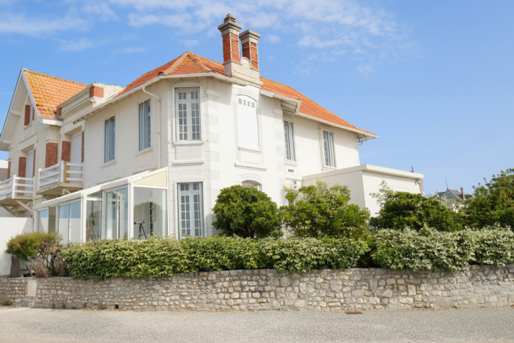 Cabinet Briand | Agent immobilier Royan, agence spécialiste des biens immobiliers de prestige sur la côte charentaise