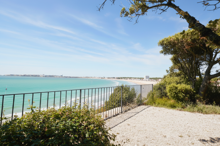 Cabinet Briand | Agent immobilier Royan, agence spécialiste des biens immobiliers de prestige sur la côte charentaise