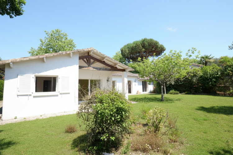 Cabinet Briand | Agent immobilier Royan, agence spécialiste des biens immobiliers de prestige sur la côte charentaise