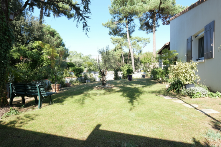 Cabinet Briand | Agent immobilier Royan, agence spécialiste des biens immobiliers de prestige sur la côte charentaise