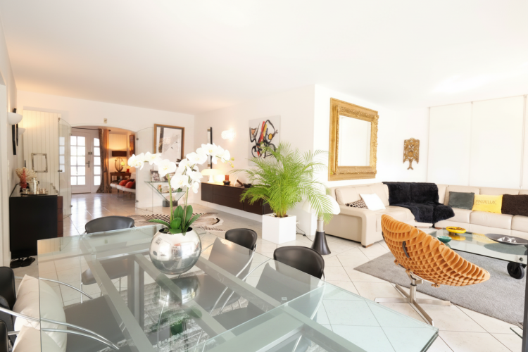 Cabinet Briand | Agent immobilier Royan, agence spécialiste des biens immobiliers de prestige sur la côte charentaise