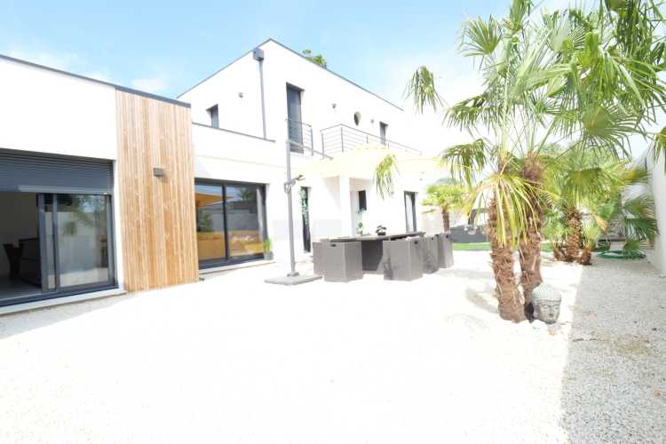 Cabinet Briand | Agent immobilier Royan, agence spécialiste des biens immobiliers de prestige sur la côte charentaise